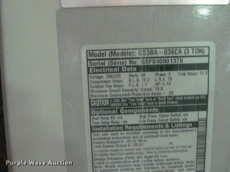 image for item DT9157 (2) Mammoth GS3BA-036CA air conditioners