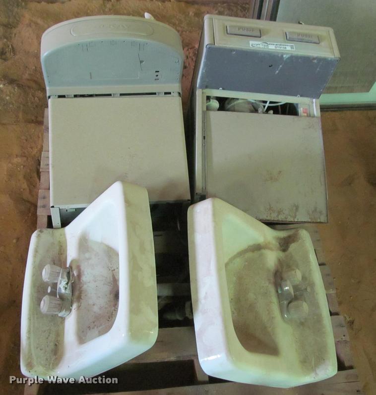 image for item DT9158 Building materials