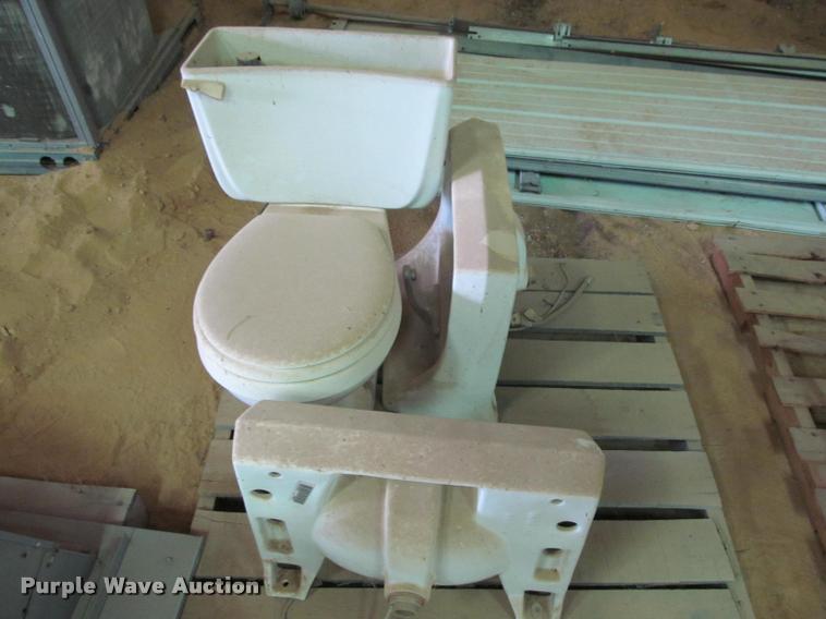 image for item DT9158 Building materials