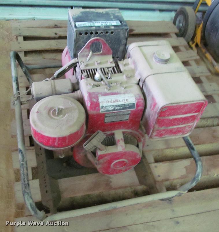 image for item DT9162 Homelight generator