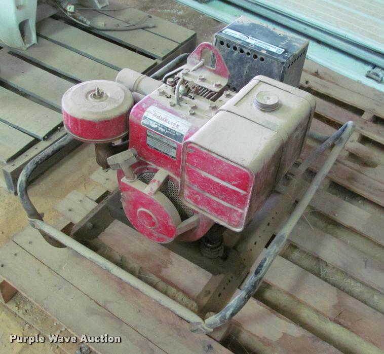 image for item DT9162 Homelight generator