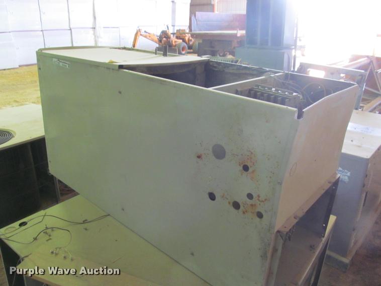 image for item DT9166 AC and heat units