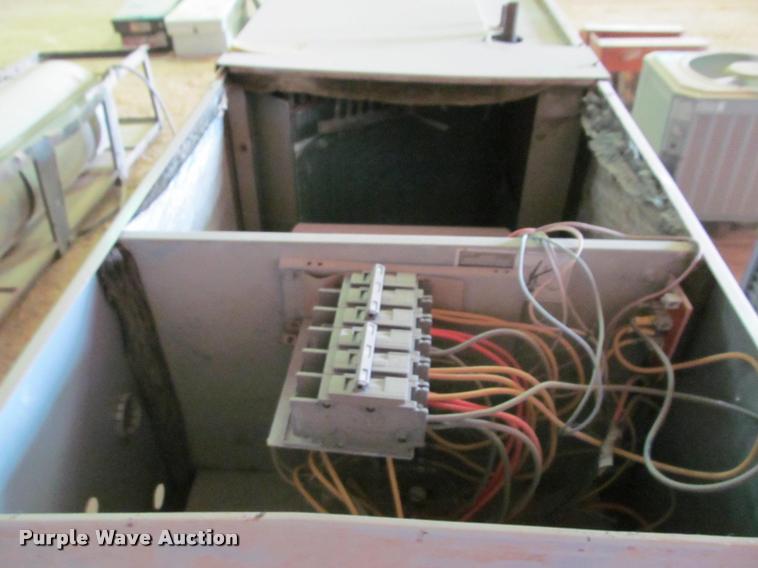 image for item DT9166 AC and heat units