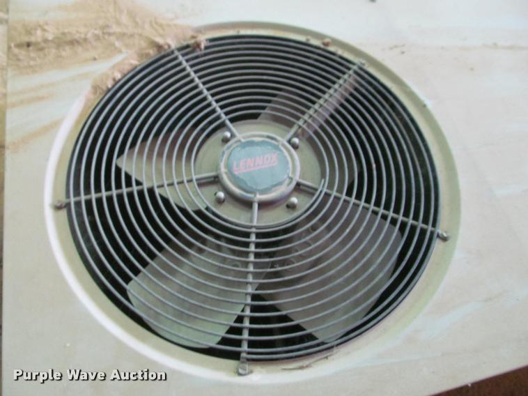 image for item DT9167 Lennox AC and heat unit