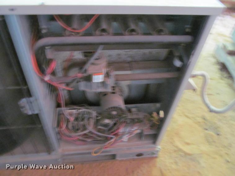 image for item DT9167 Lennox AC and heat unit