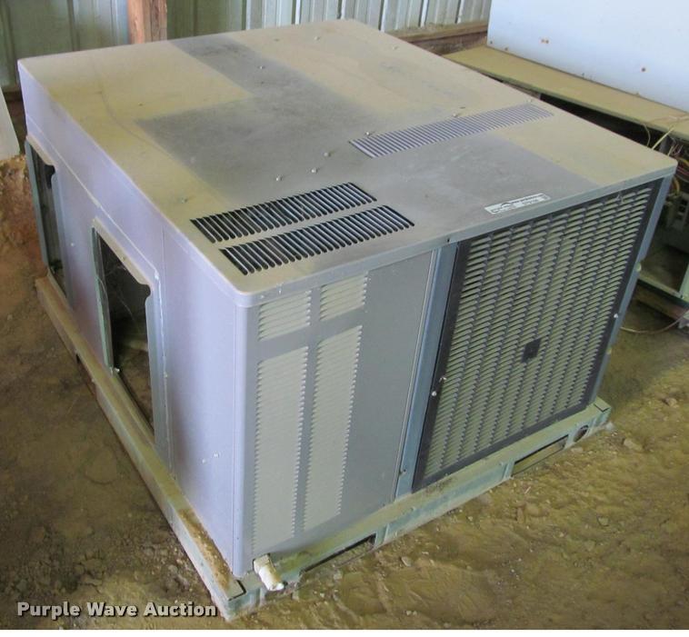 image for item DT9168 Bryant 589A AC and heat unit