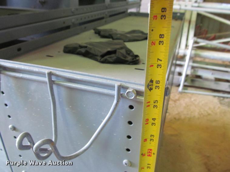 image for item DT9173 Metal shelving