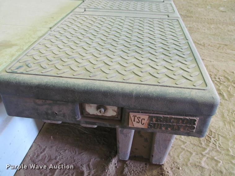 image for item DT9175 (3) toolboxes