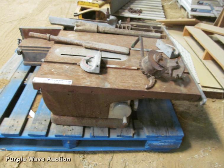 image for item DT9176 Craftsman power tools