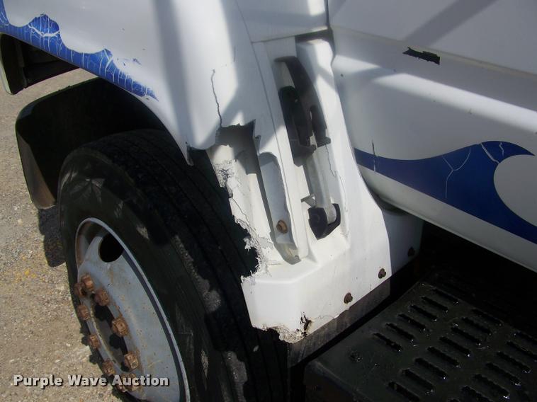 image for item F1803 1991 GMC TopKick dump truck