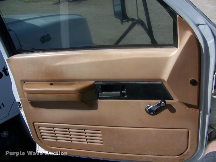 image for item F1803 1991 GMC TopKick dump truck