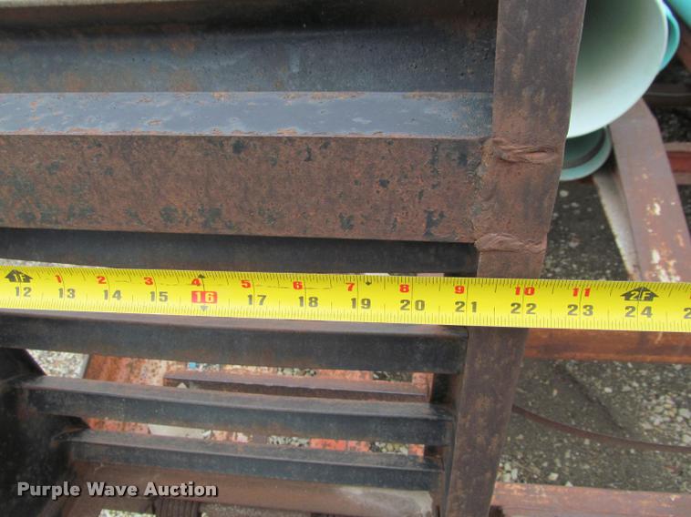 image for item J2553 1985 JFW equipment trailer