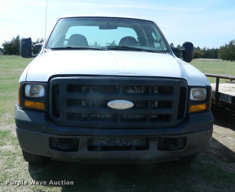 image for item K2571 2007 Ford F250 Super Duty SuperCab pickup truck