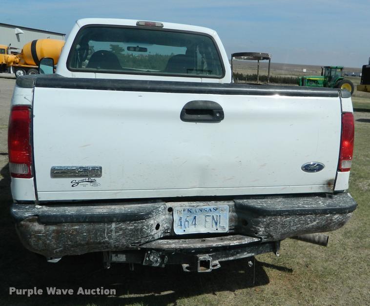 image for item K2571 2007 Ford F250 Super Duty SuperCab pickup truck
