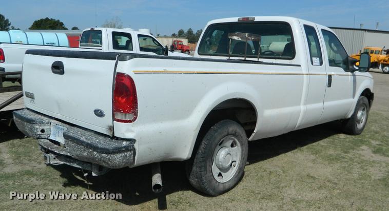 image for item K2571 2007 Ford F250 Super Duty SuperCab pickup truck