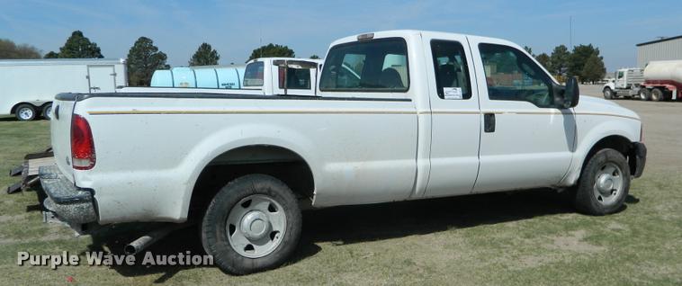 image for item K2571 2007 Ford F250 Super Duty SuperCab pickup truck