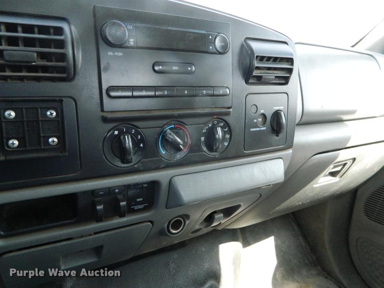 image for item K2571 2007 Ford F250 Super Duty SuperCab pickup truck