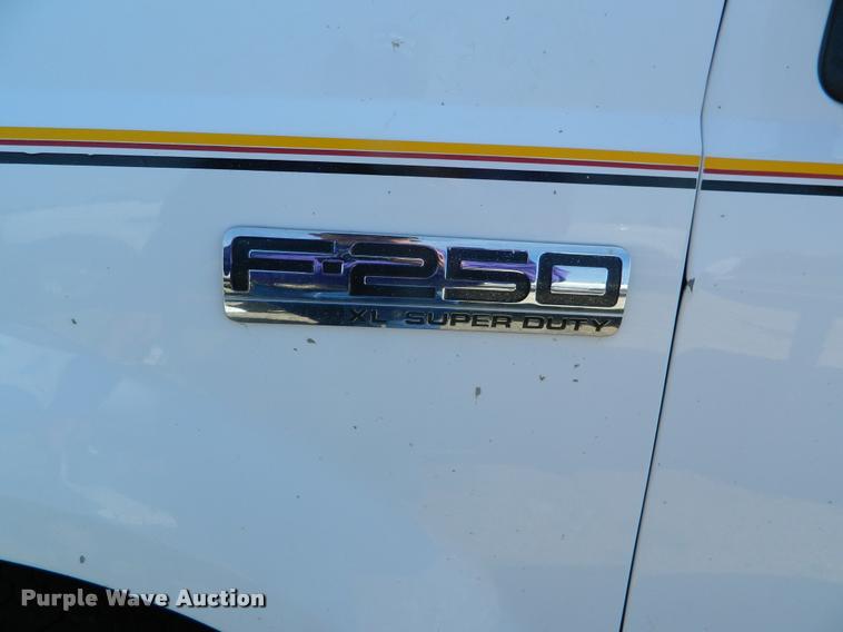 image for item K2571 2007 Ford F250 Super Duty SuperCab pickup truck
