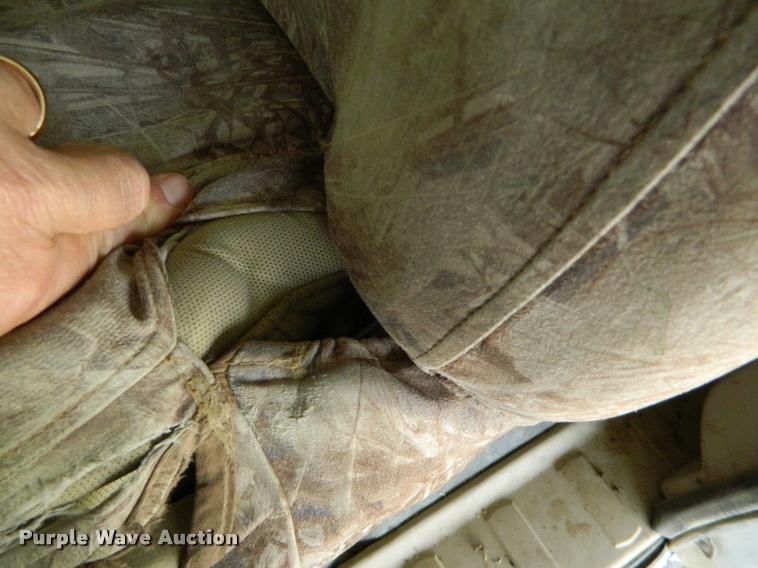 image for item K2586 2008 Ford F350 Super Duty SuperCab pickup truck cab and chassis