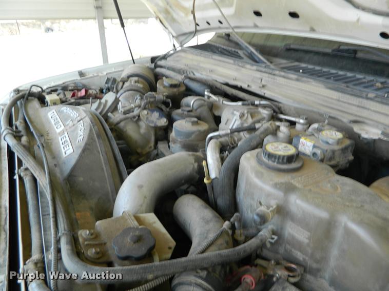 image for item K2586 2008 Ford F350 Super Duty SuperCab pickup truck cab and chassis