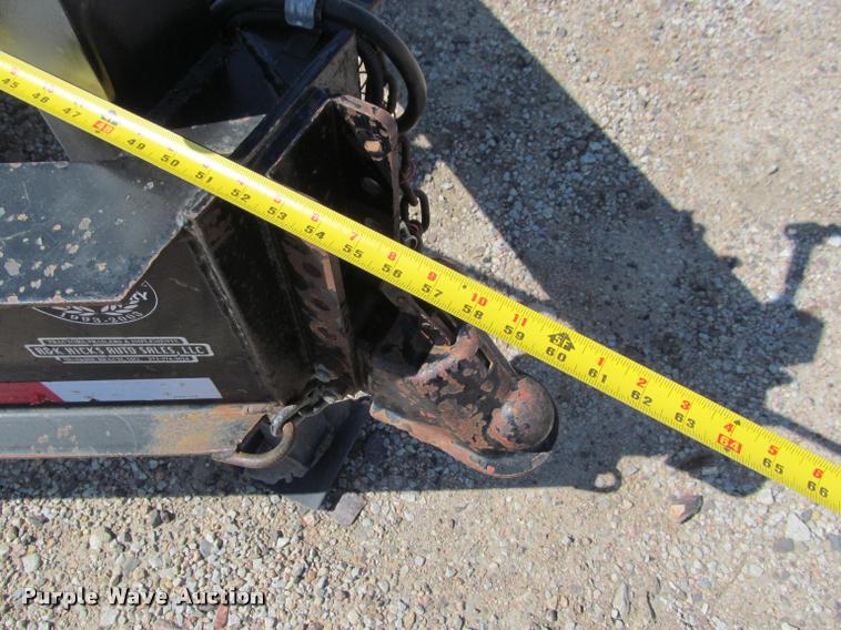 image for item K4917 2004 H&H CZAT16L equipment trailer