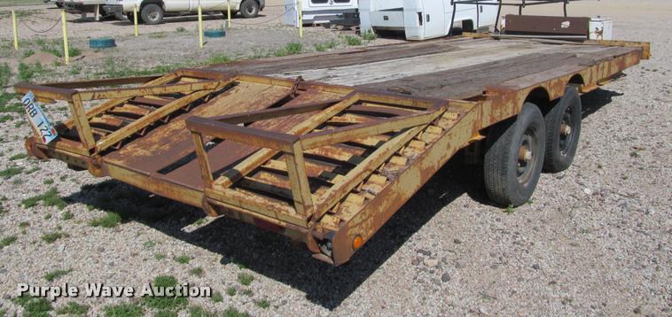 image for item K4918 1976 Hercules equipment trailer
