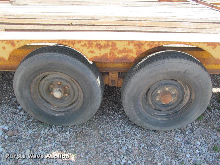 image for item K4918 1976 Hercules equipment trailer