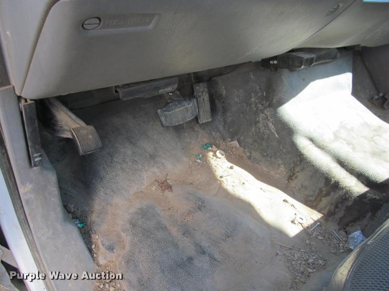 image for item K4923 2001 Ford F250 Super Duty XL SuperCab pickup truck