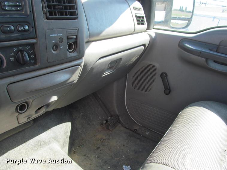 image for item K4923 2001 Ford F250 Super Duty XL SuperCab pickup truck