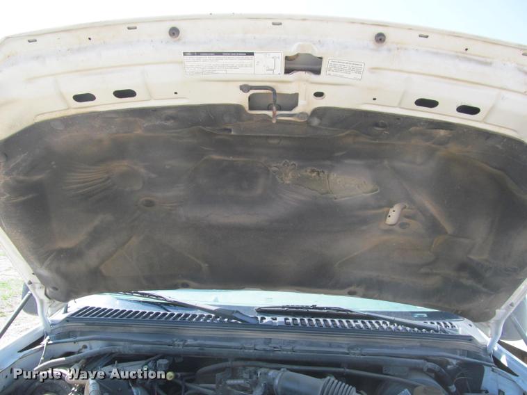 image for item K4923 2001 Ford F250 Super Duty XL SuperCab pickup truck