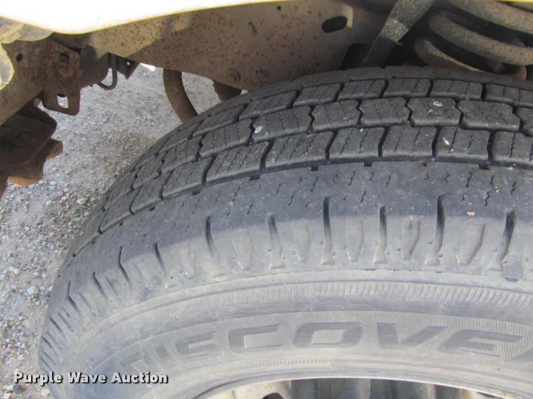 image for item K4923 2001 Ford F250 Super Duty XL SuperCab pickup truck