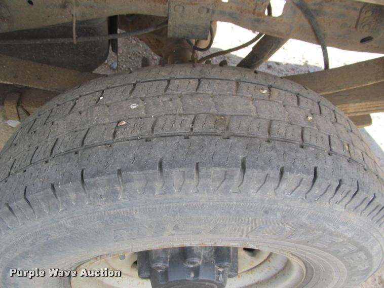 image for item K4923 2001 Ford F250 Super Duty XL SuperCab pickup truck