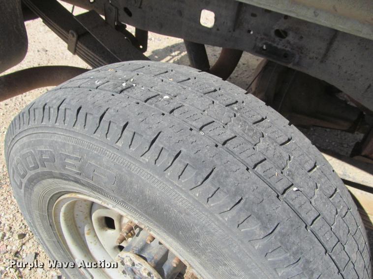 image for item K4923 2001 Ford F250 Super Duty XL SuperCab pickup truck