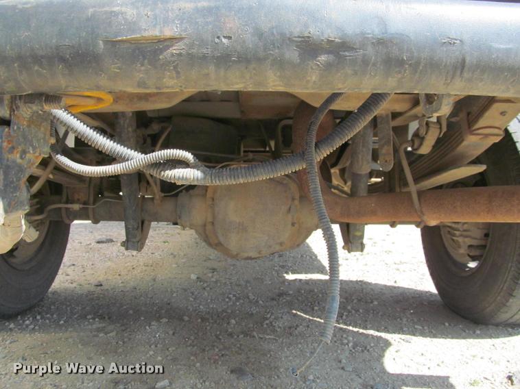 image for item K4923 2001 Ford F250 Super Duty XL SuperCab pickup truck