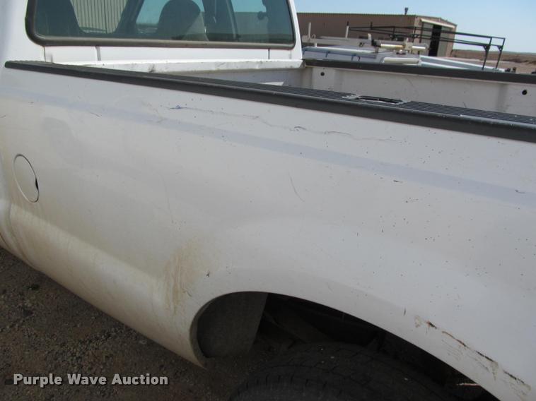 image for item K4923 2001 Ford F250 Super Duty XL SuperCab pickup truck