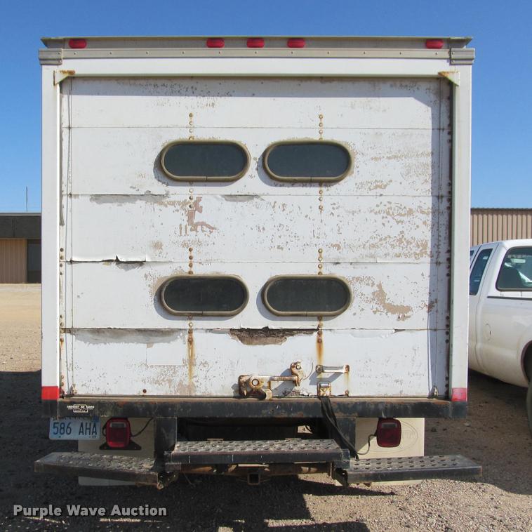 image for item K4924 1998 Ford Econoline E350 box truck