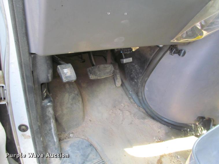 image for item K4924 1998 Ford Econoline E350 box truck