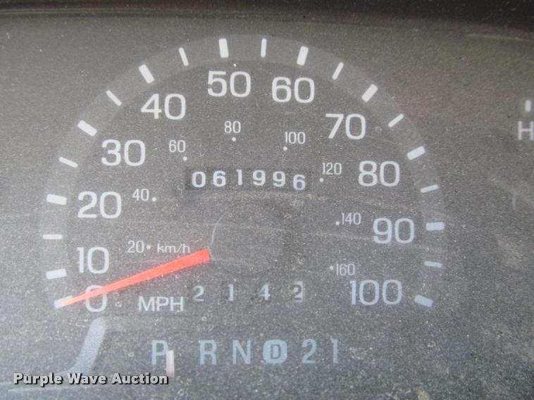 image for item K4924 1998 Ford Econoline E350 box truck