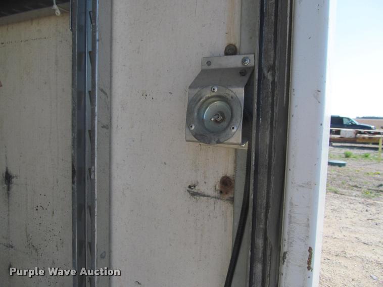 image for item K4924 1998 Ford Econoline E350 box truck