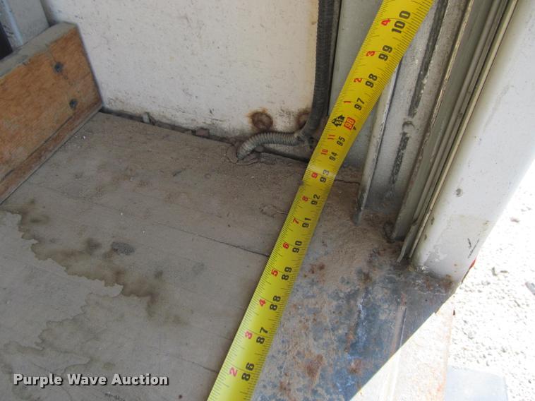 image for item K4924 1998 Ford Econoline E350 box truck