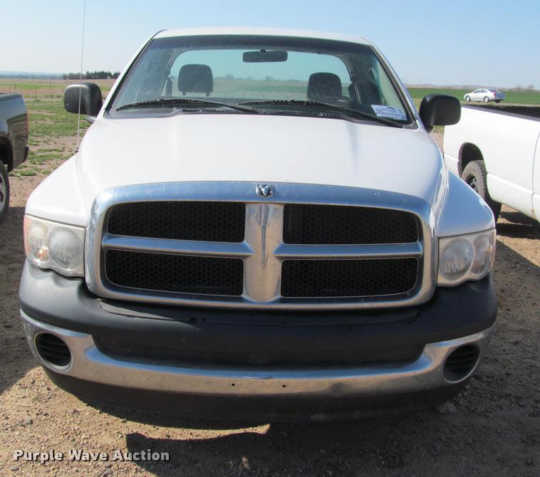 image for item K4926 2005 Dodge Ram 1500 pickup truck