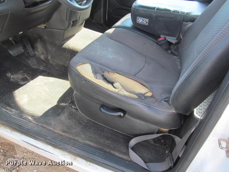 image for item K4926 2005 Dodge Ram 1500 pickup truck