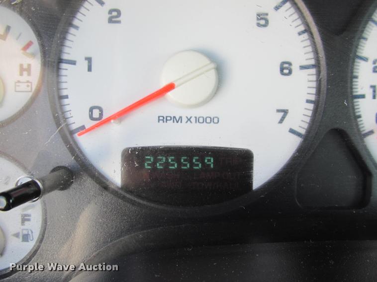 image for item K4926 2005 Dodge Ram 1500 pickup truck
