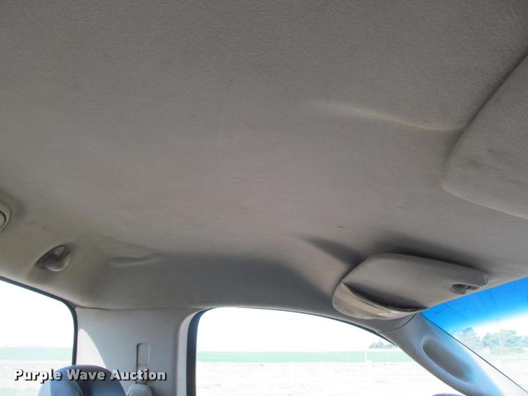 image for item K4927 2004 Dodge Ram 1500 pickup truck