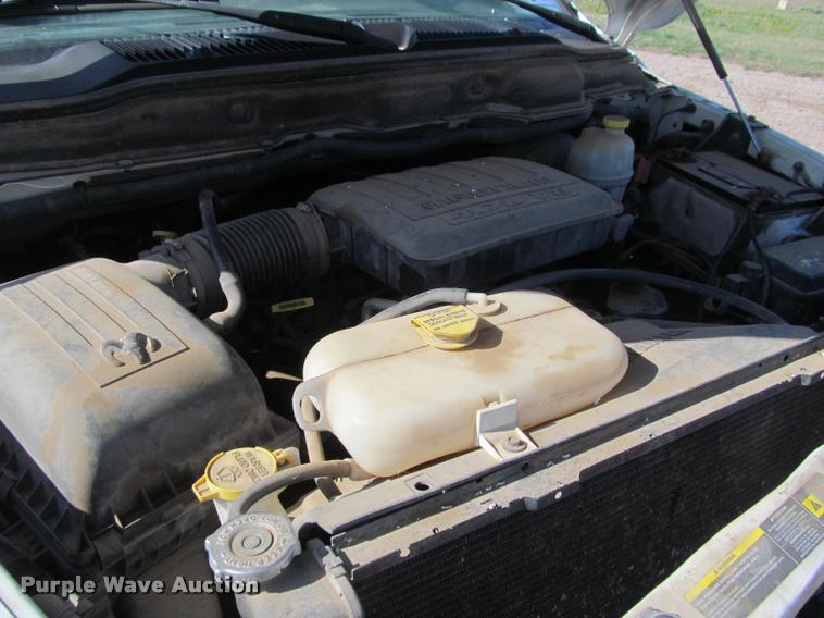 image for item K4927 2004 Dodge Ram 1500 pickup truck