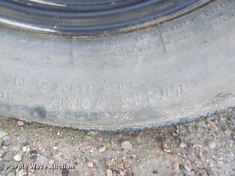 image for item K4927 2004 Dodge Ram 1500 pickup truck