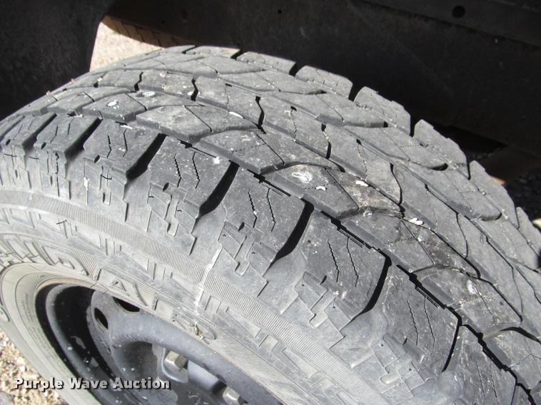 image for item K4927 2004 Dodge Ram 1500 pickup truck