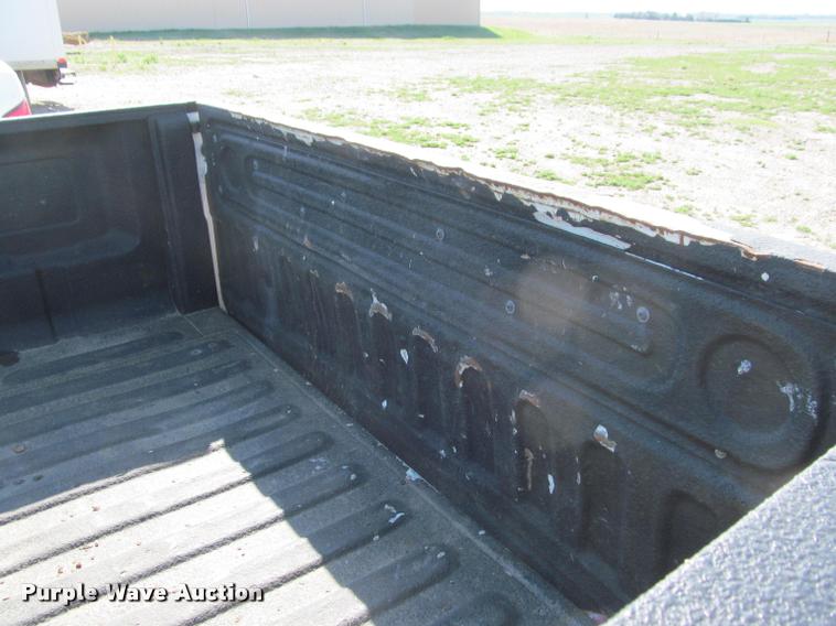 image for item K4927 2004 Dodge Ram 1500 pickup truck