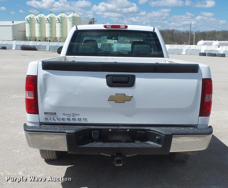 image for item L4682 2008 Chevrolet Silverado 1500 Ext. Cab pickup truck