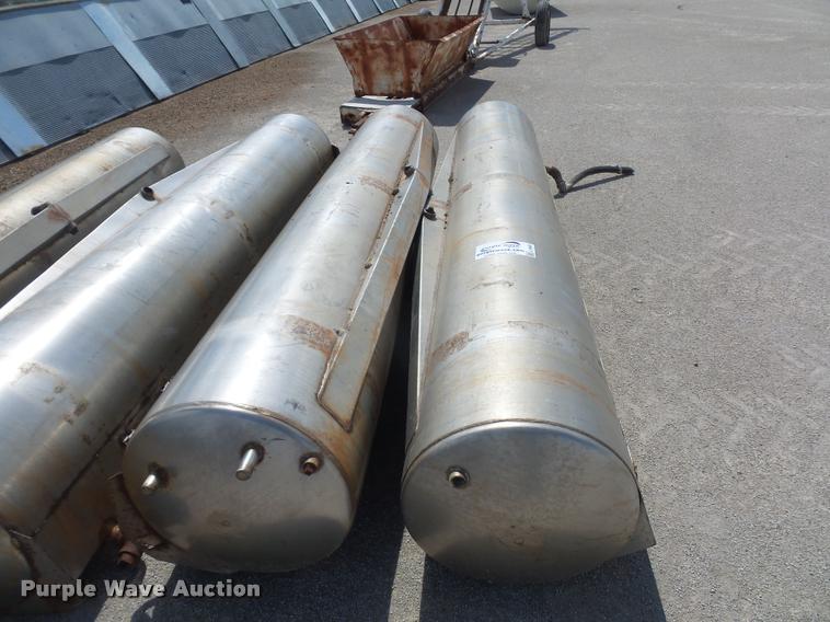 image for item L4684 (4) stainless steel tanks